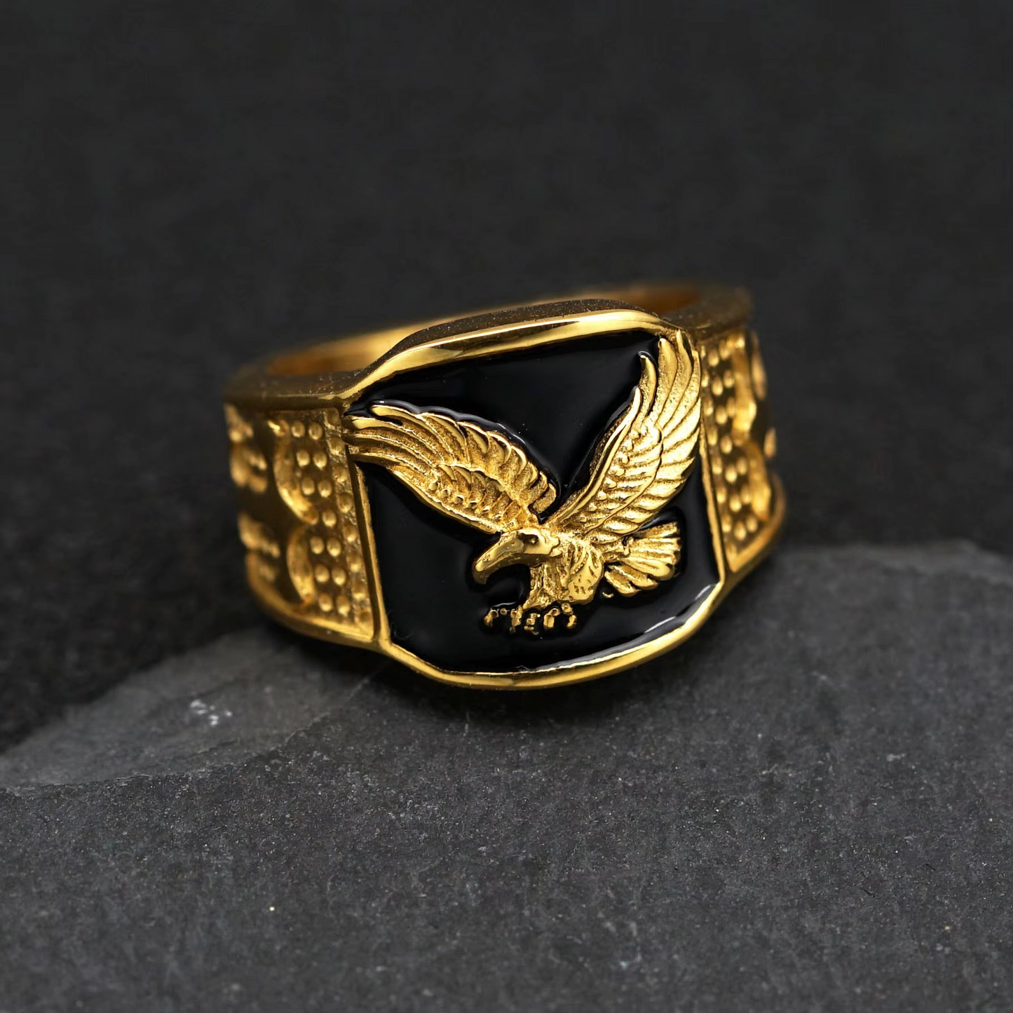 Anel Aguia Inoxidável Banhado a Ouro 18K