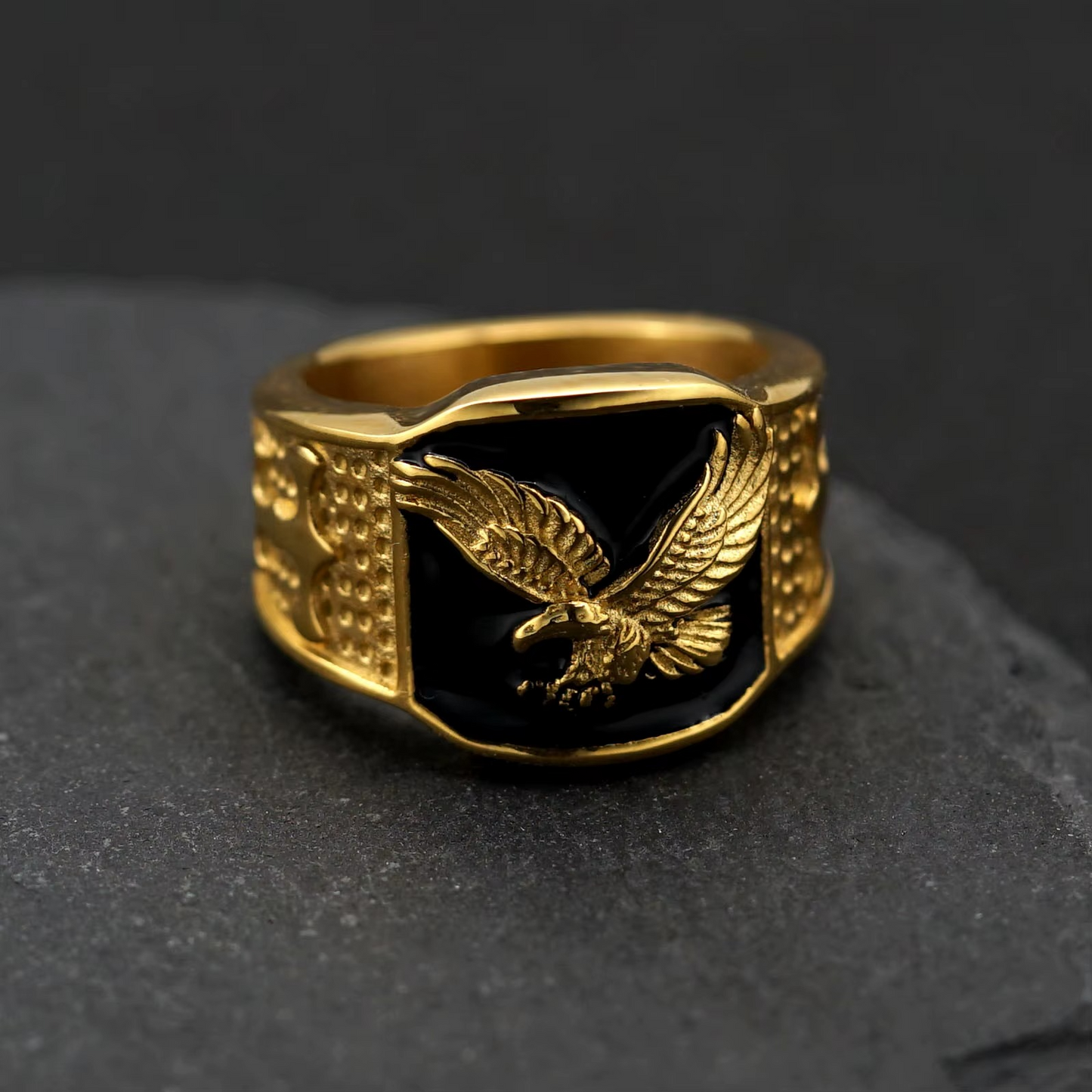 Anel Aguia Inoxidável Banhado a Ouro 18K