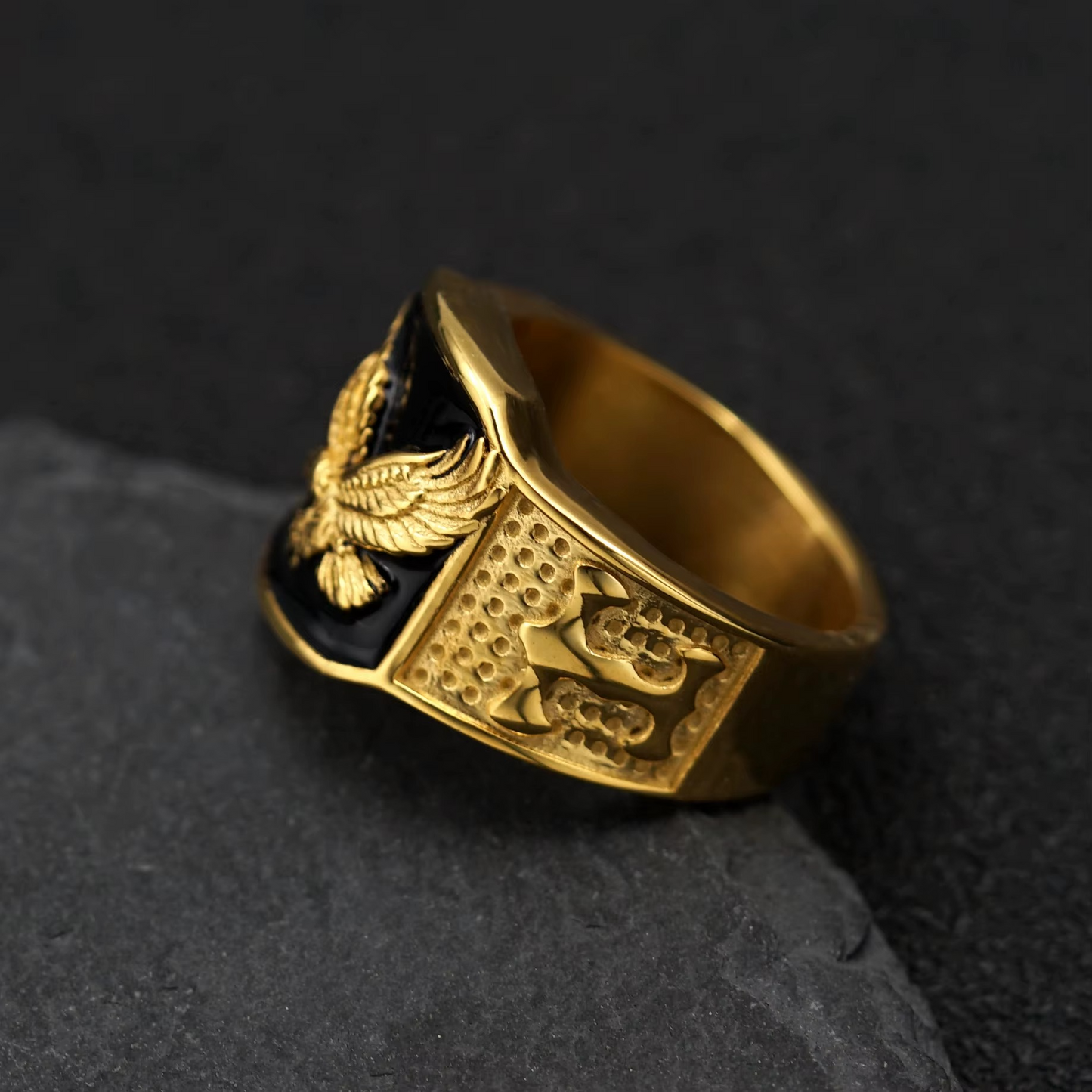 Anel Aguia Inoxidável Banhado a Ouro 18K